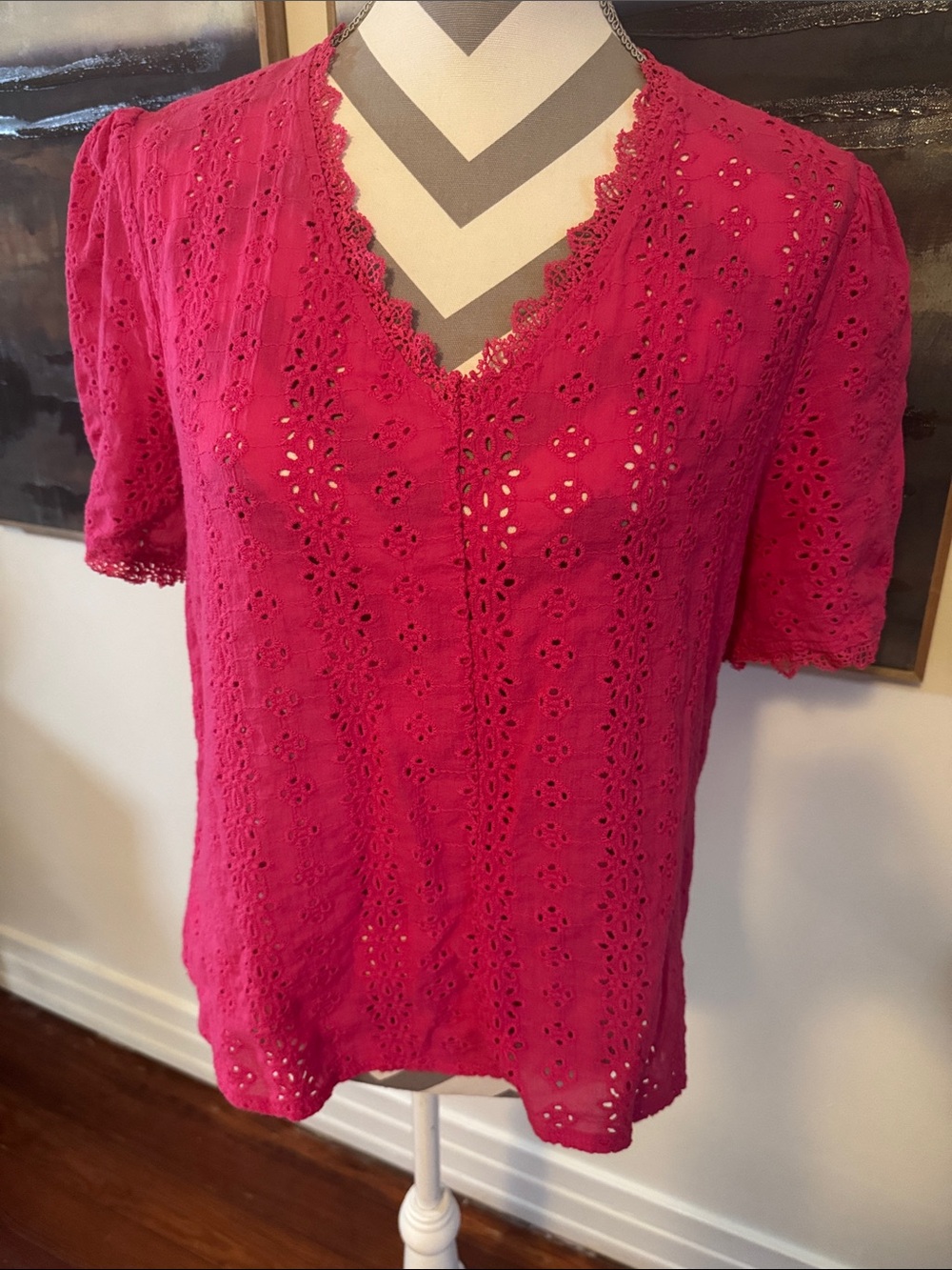 SHEIN Women’s Eyelet V-Neck Top - Raspberry Pink Size XL